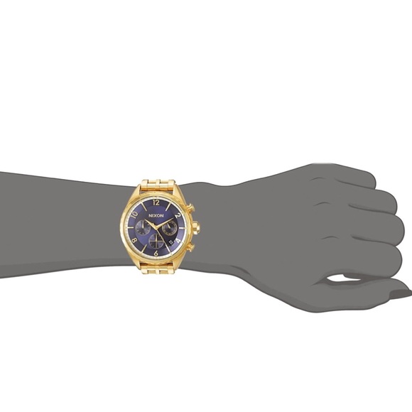 Nixon Women's 'Minx Chrono' Quartz Stainless Steel Automatic Watch - Picture 4 of 11